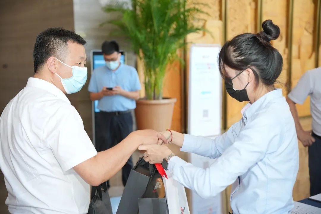 1657607818465700.jpg e5e24a2e9cfb5104c93844e7c14f8264.jpg